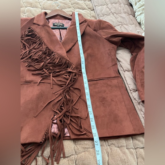 Shyanne Rust Fringe Jacket - Picture 10 of 15